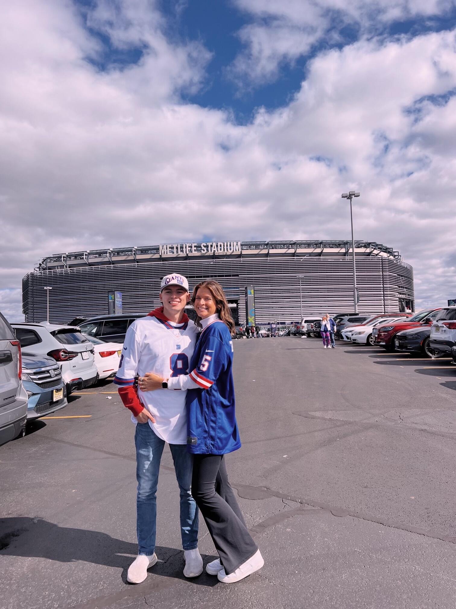 Chris & Lauren move back to Jersey! 