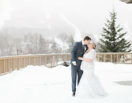 cozy winter wedding in Stowe, Vermont