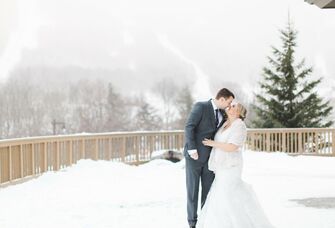 cozy winter wedding in Stowe, Vermont