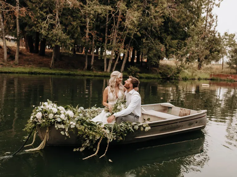 Springwater Lakes Estate wedding venue in Oregon City, Oregon