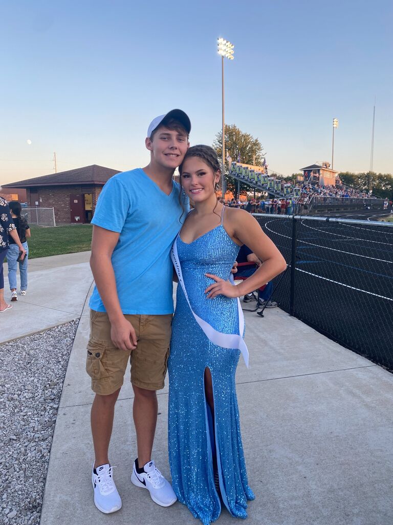 Tycee senior year fall hoco