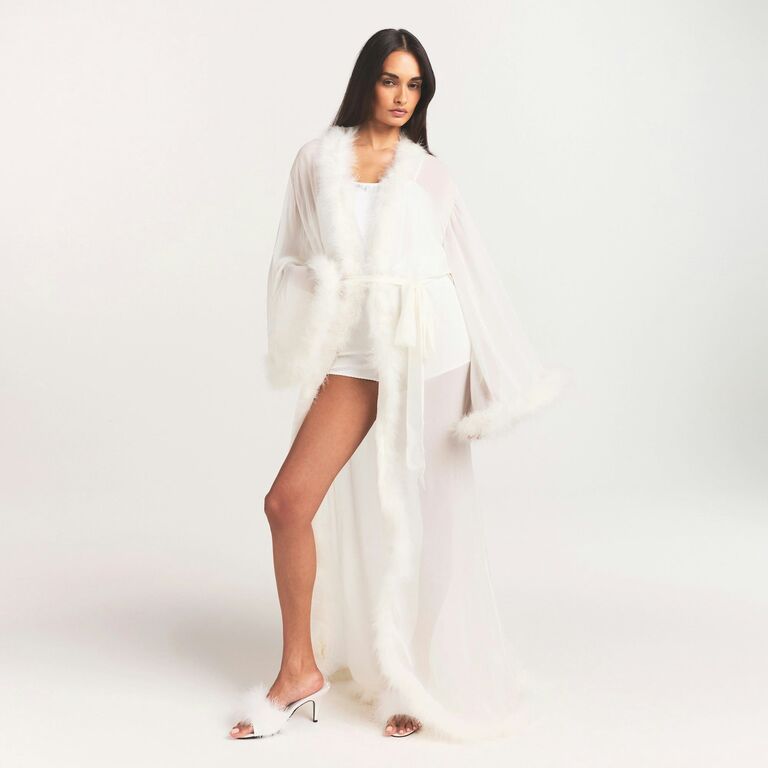 Long feather robe for brides