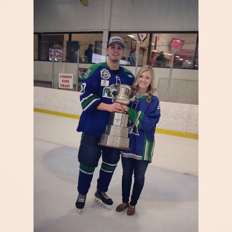 Their relationship was long distance for 4 years, while McKenzie completed her nursing degree in PA, and Teal played junior hockey in Melfort, Melville, and Flin Flon.