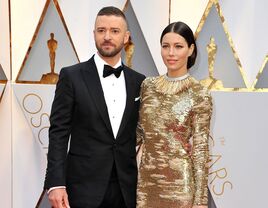 Jessica Biel Gives a Very Good Look at Her Engagement Ring From Justin Timberlake