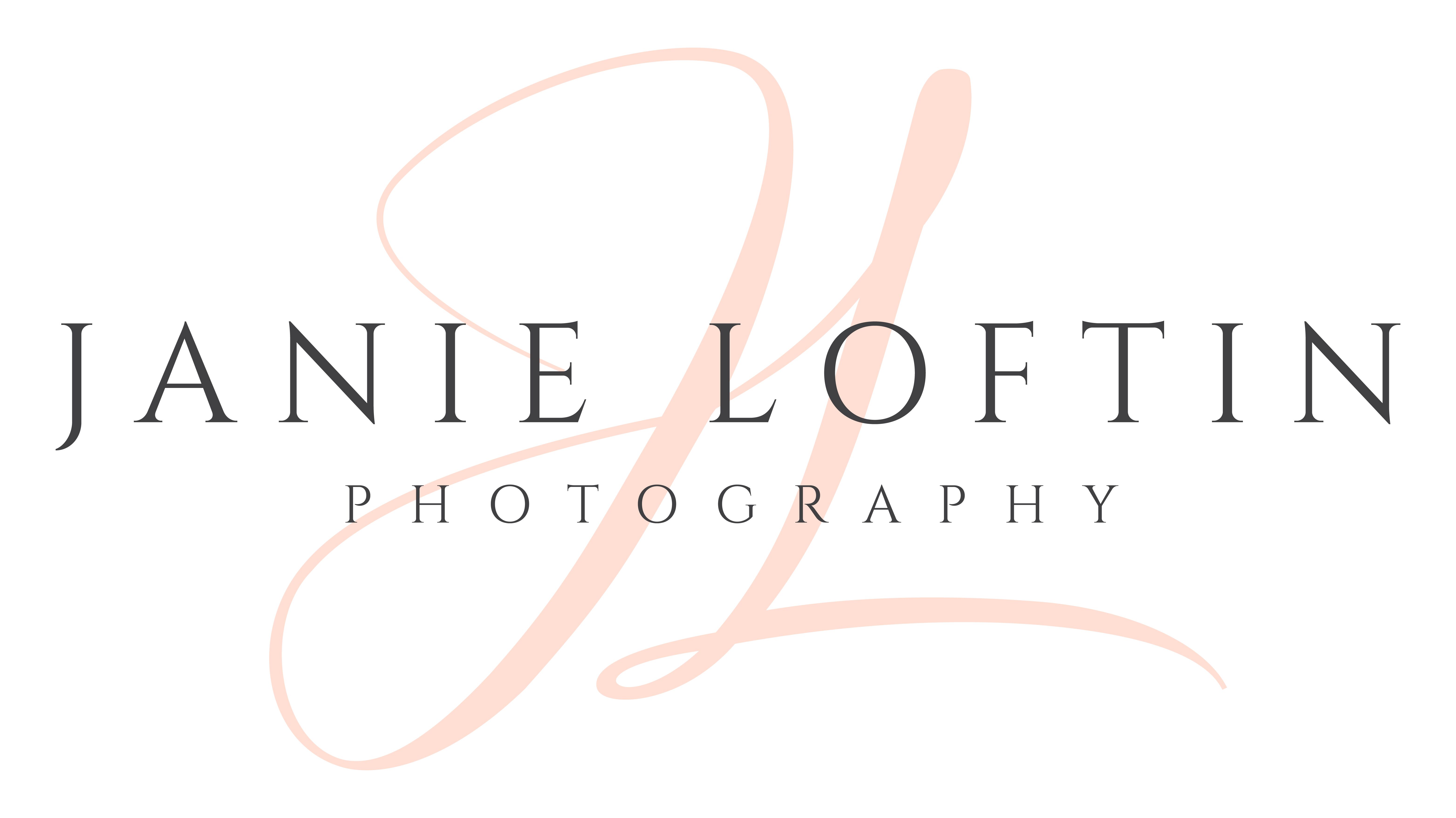 Janie Loftin Photography | Wedding Photographers - The Knot