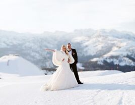 Couple at Mammoth Mountain Ski Area winter wedding venue in California