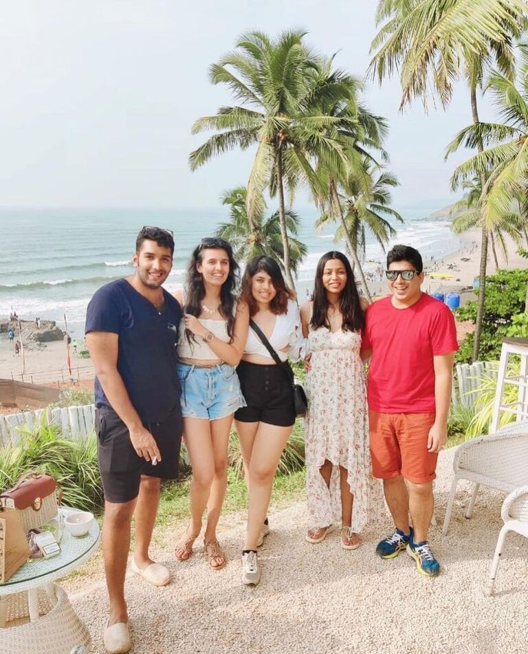 The Goa plan somehow became a reality thanks to Tanya and Abhigyan, Mahtab's day one buddies! ♡ 
