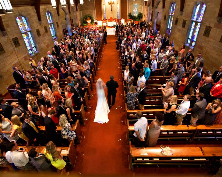 An Indiana University Basketball Wedding at Henke Hall of Champions in