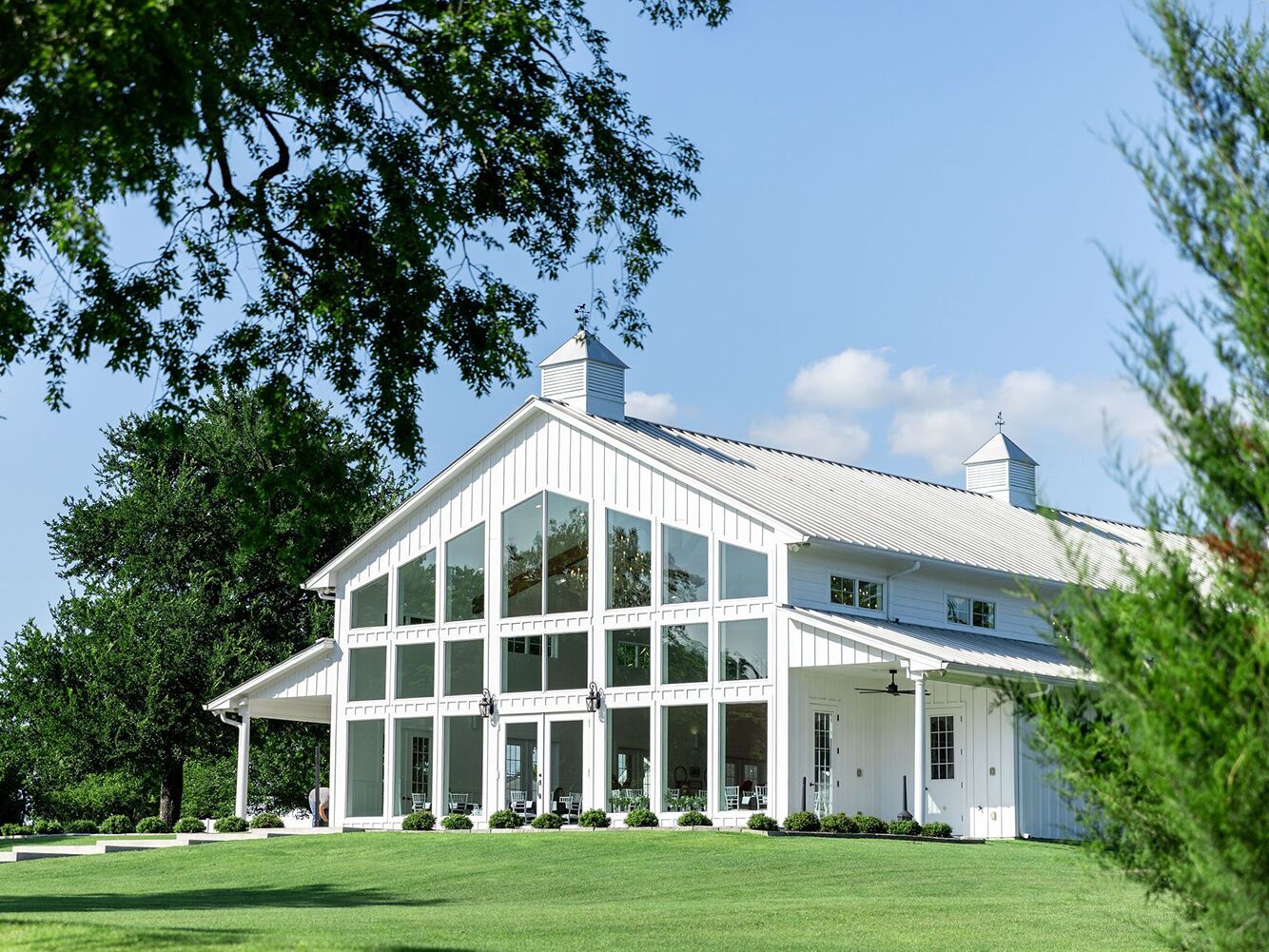 Firefly Gardens wedding venue in Dallas