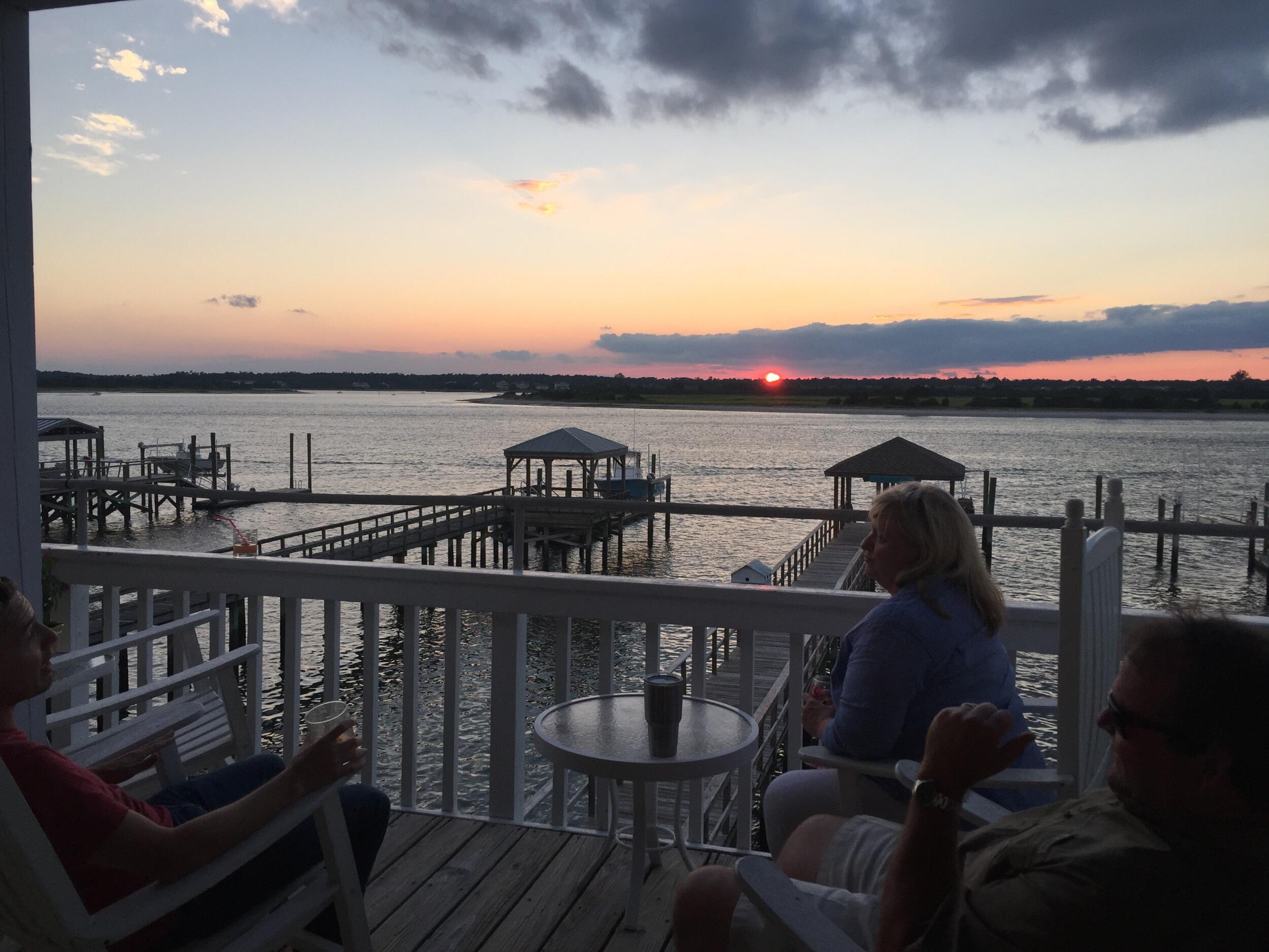 JB's first trip to Wrightsville Beach to meet Rhett's family and spend some quality time at one of Rhett's favorite places in the world.