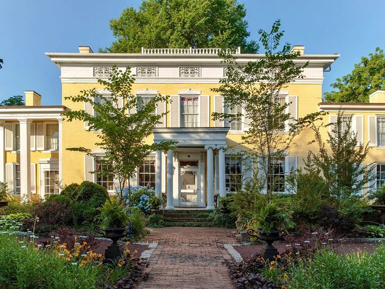 Causey Mansion Bed & Breakfast romantic getaway in Delaware