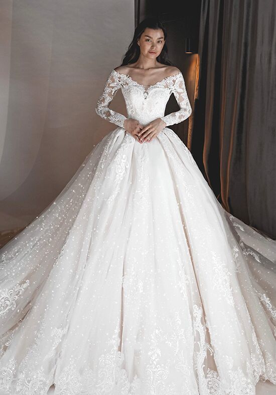 Luxury Ball Gown Wedding Dress Beadings Sweetheart Appliques Sequins Lace  Up Long Sleeves Sweep Train Custom Made Bridal Dresses