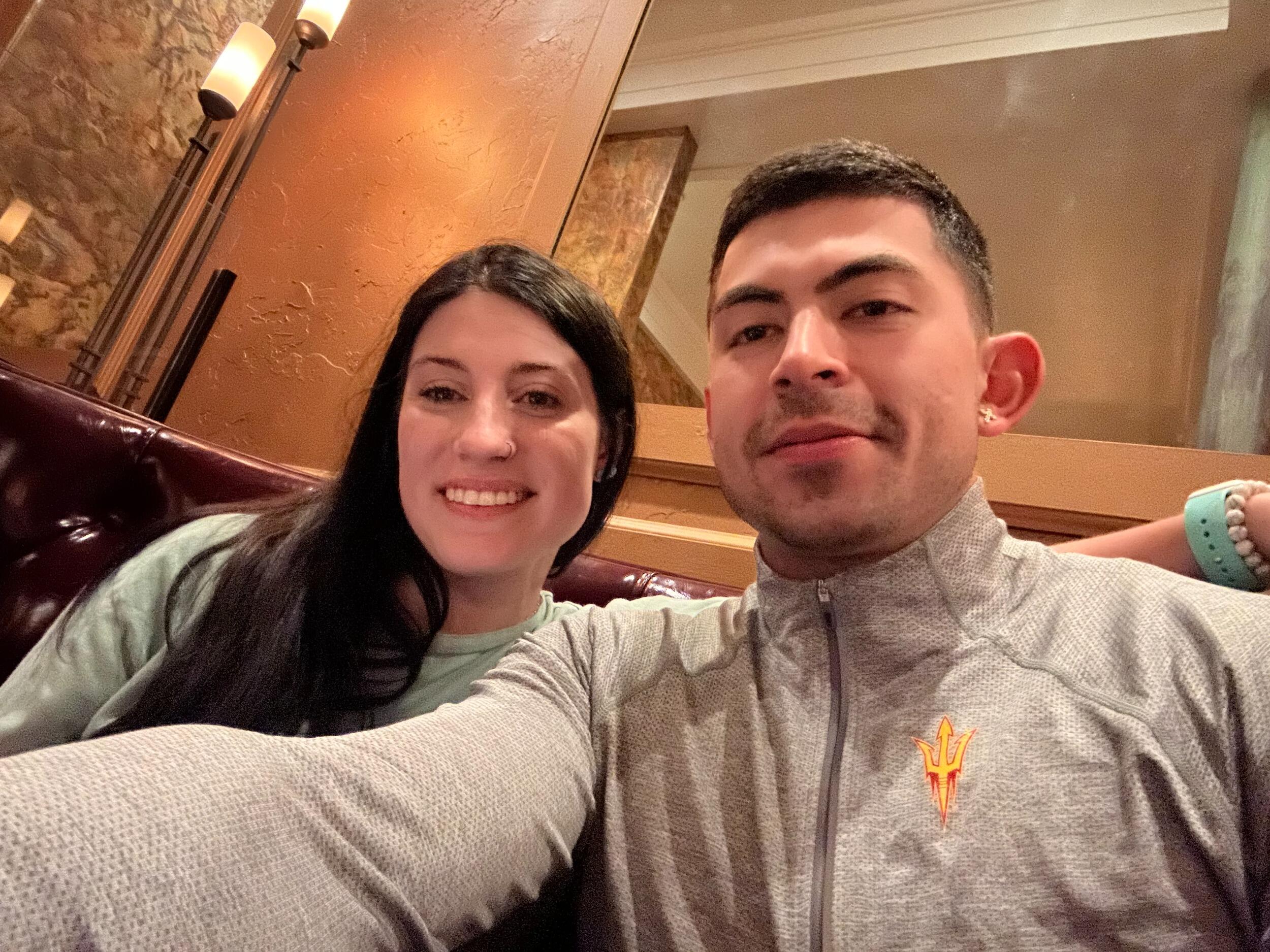 Jorge flew back a day early from visiting his family to take Faith on a proper sit down dinner. He took her to the famous steakhouse.