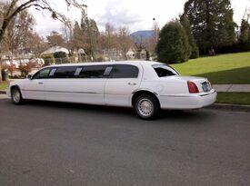 Rogue Valley Limousines - Event Limo - Grants Pass, OR - Hero Gallery 2