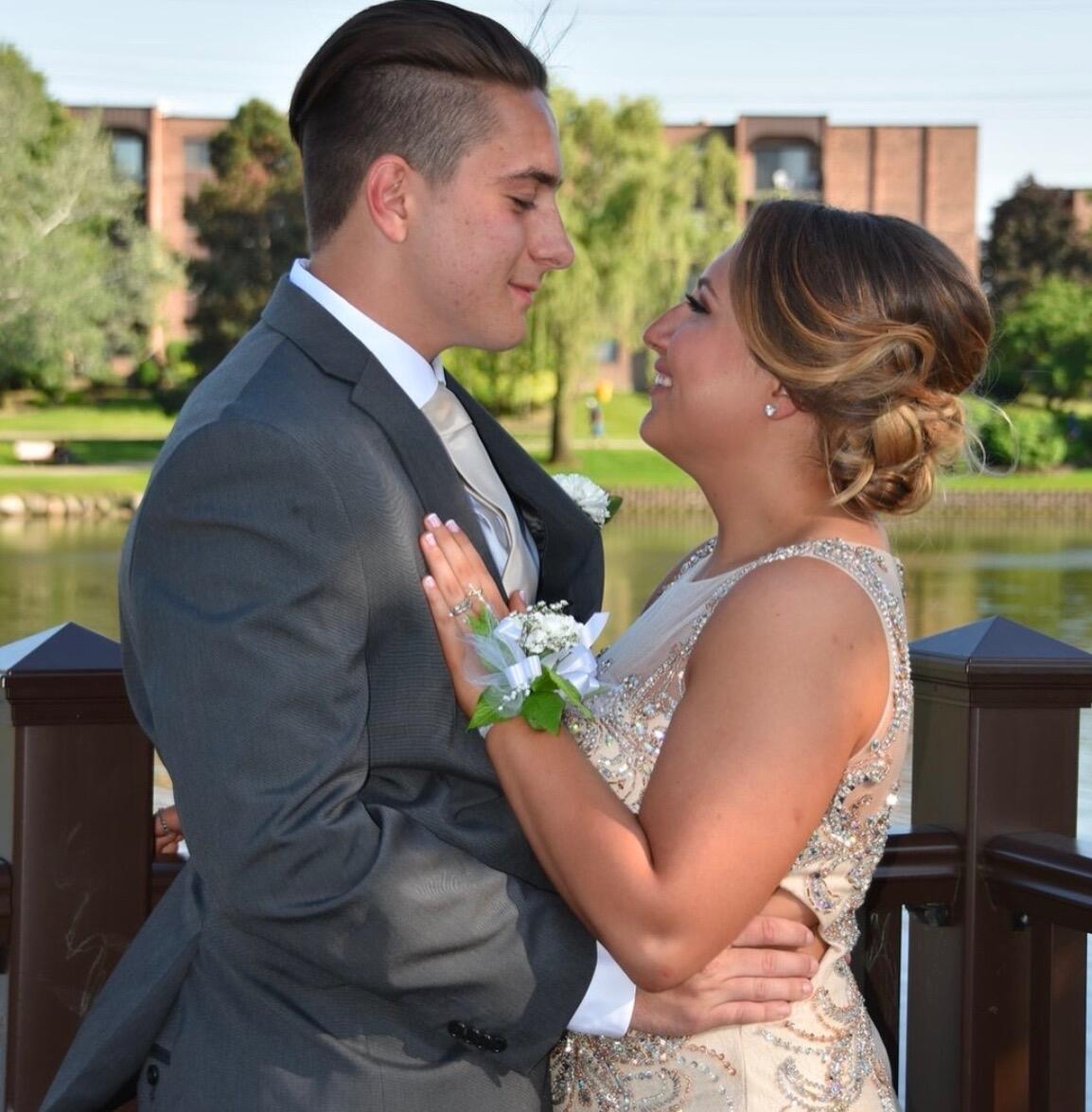 The best night for these two as they celebrate their Sr. prom and end their last hurrah as high school students. The night was magical and was filled with endless memories these two will cherish. 