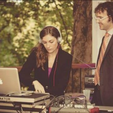 The Happy Couple Duo Dj/emcee - DJ - Cincinnati, OH - Hero Main