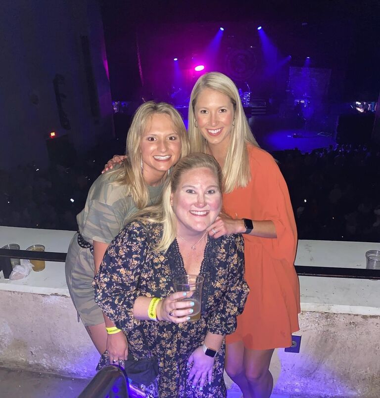 Cole Swindell concert with bridesmaids, Addie & Dani.