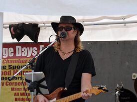 Tim Lovick - The Guitar Singer - Singer - Denton, TX - Hero Gallery 2