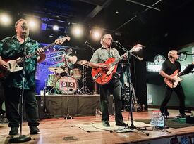 Mixtape Romeos - Cover Band - Cincinnati, OH - Hero Gallery 4