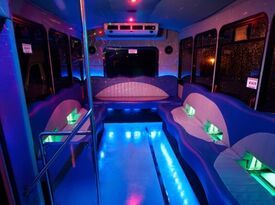 Harris Limo - Party Bus - Charlotte, NC - Hero Gallery 2