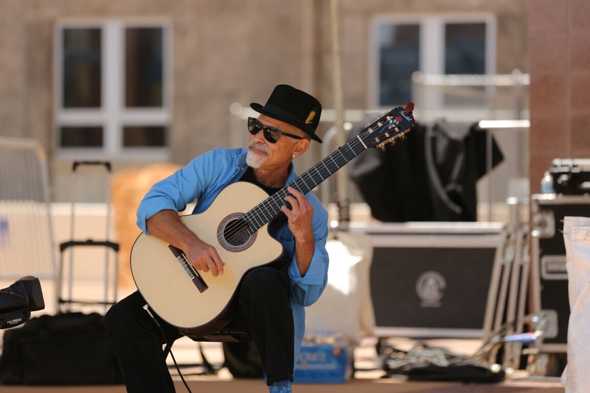 Marc Friedlander Classical and Spanish Guitarist + Updated Prices - The ...