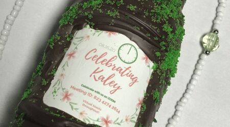 Chocolate-Covered Strawberries – Bliss in a Bottle