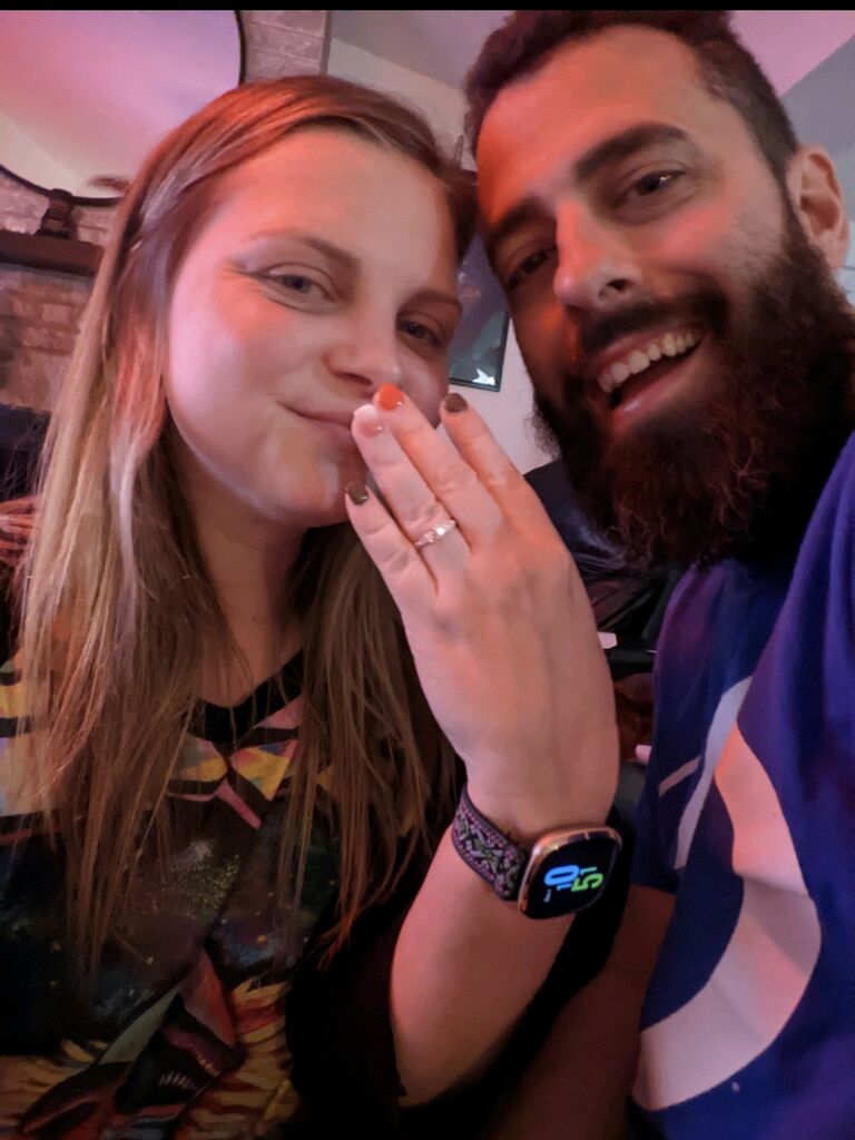 We're engaged!!!!!!