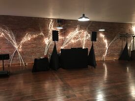 TROPOSPHERE EVENTS & ENTERTAINMENT LLC - DJ - Tacoma, WA - Hero Gallery 2