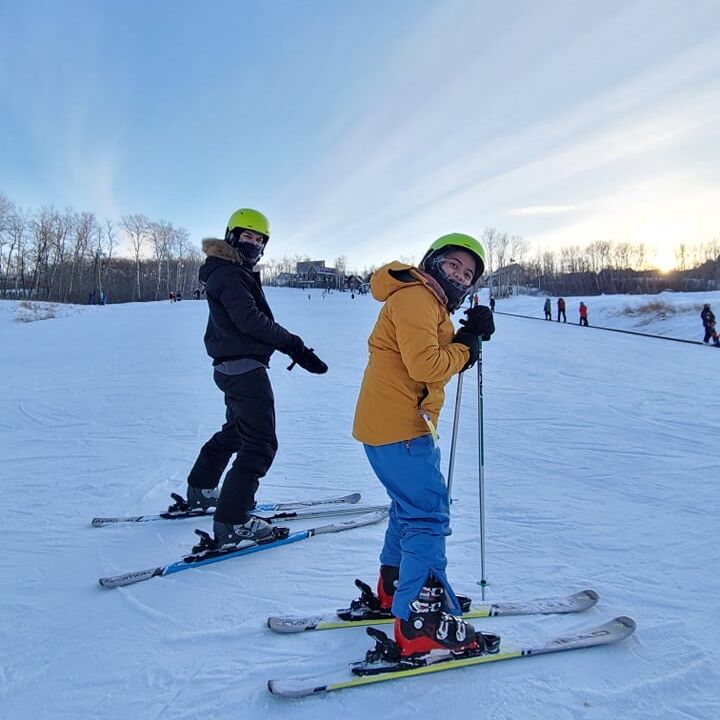 Paula & Jonathan picked-up skiing as a winter sport to enjoy. They now enjoy hitting the slopes with close friends and family during Winnipeg's (at times unpredictably long) winter season.