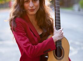 Katty Mayorga - Classical Guitarist - Bronx, NY - Hero Gallery 1
