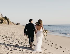 25 Perfect Hairstyles for Beach Weddings