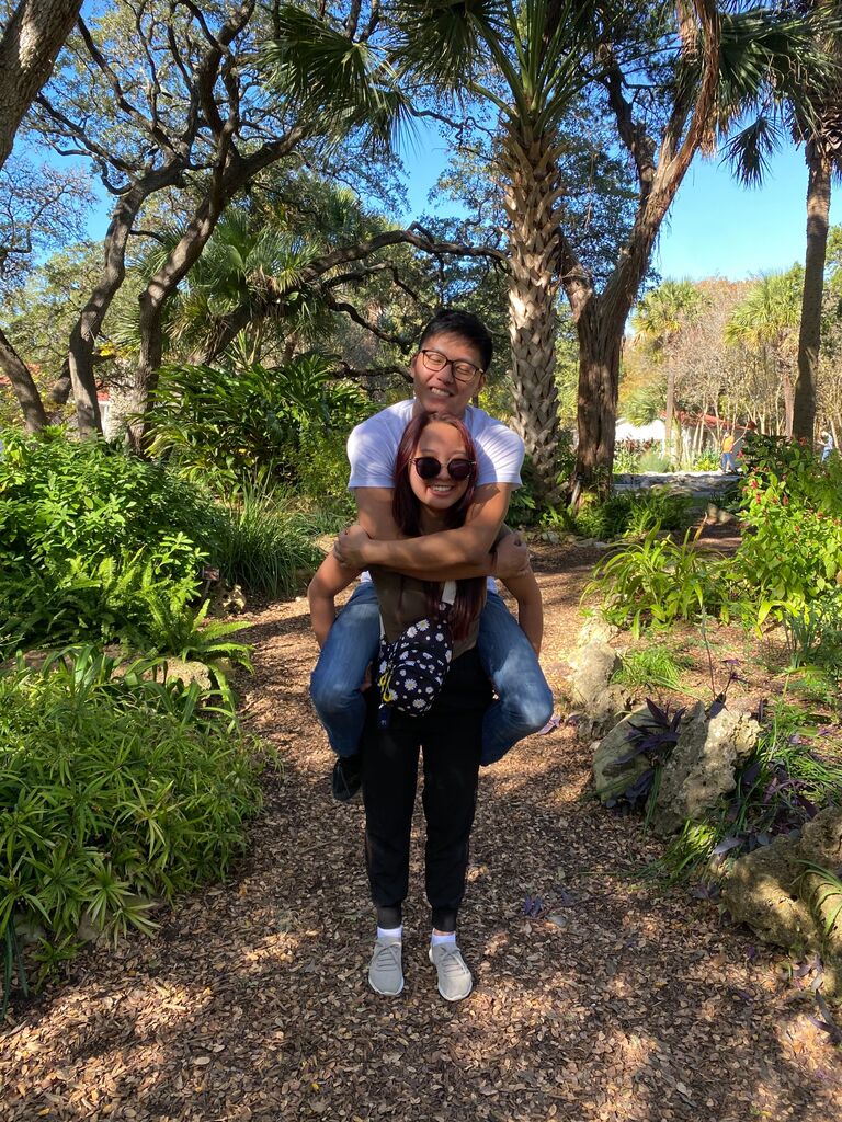 Next date was in Austin! Natalie invited her friends and explore Austin together. This picture was a test of strength to see if Natalie could support him in the future. They also went kayaking for a second time. Not much changed from the first time they kayaked.