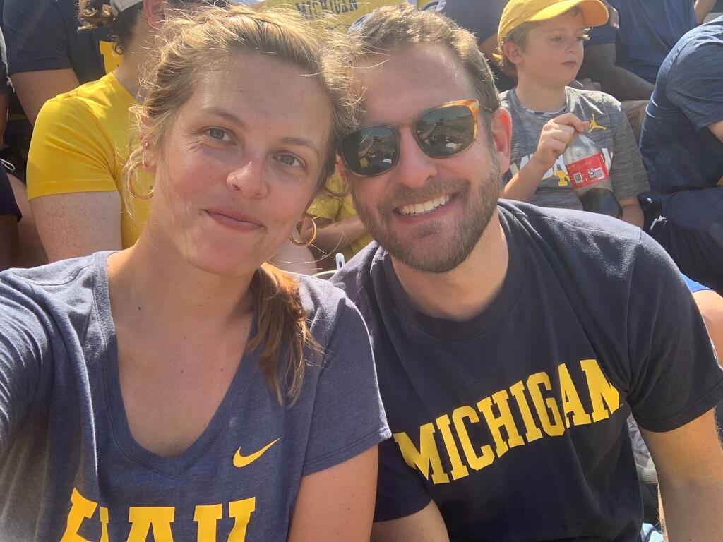 Mimi in Michigan!
Matt took Mimi for a hometown date and her first game at The Big House. Carol and Mike were thrilled that Mimi was a real person.