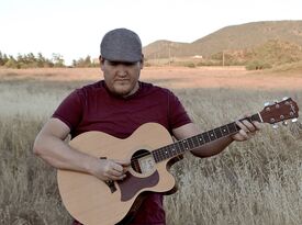 Josh Ferreira - Acoustic Guitarist - Cincinnati, OH - Hero Gallery 2