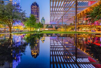 Dallas bachelorette Party - Dallas at night