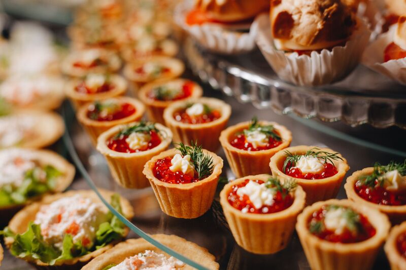 Hire a caterer Christmas birthday party ideas