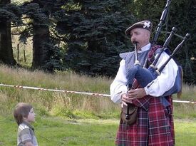 J. Stephen Sanders - Bagpiper - Memphis, TN - Hero Gallery 2