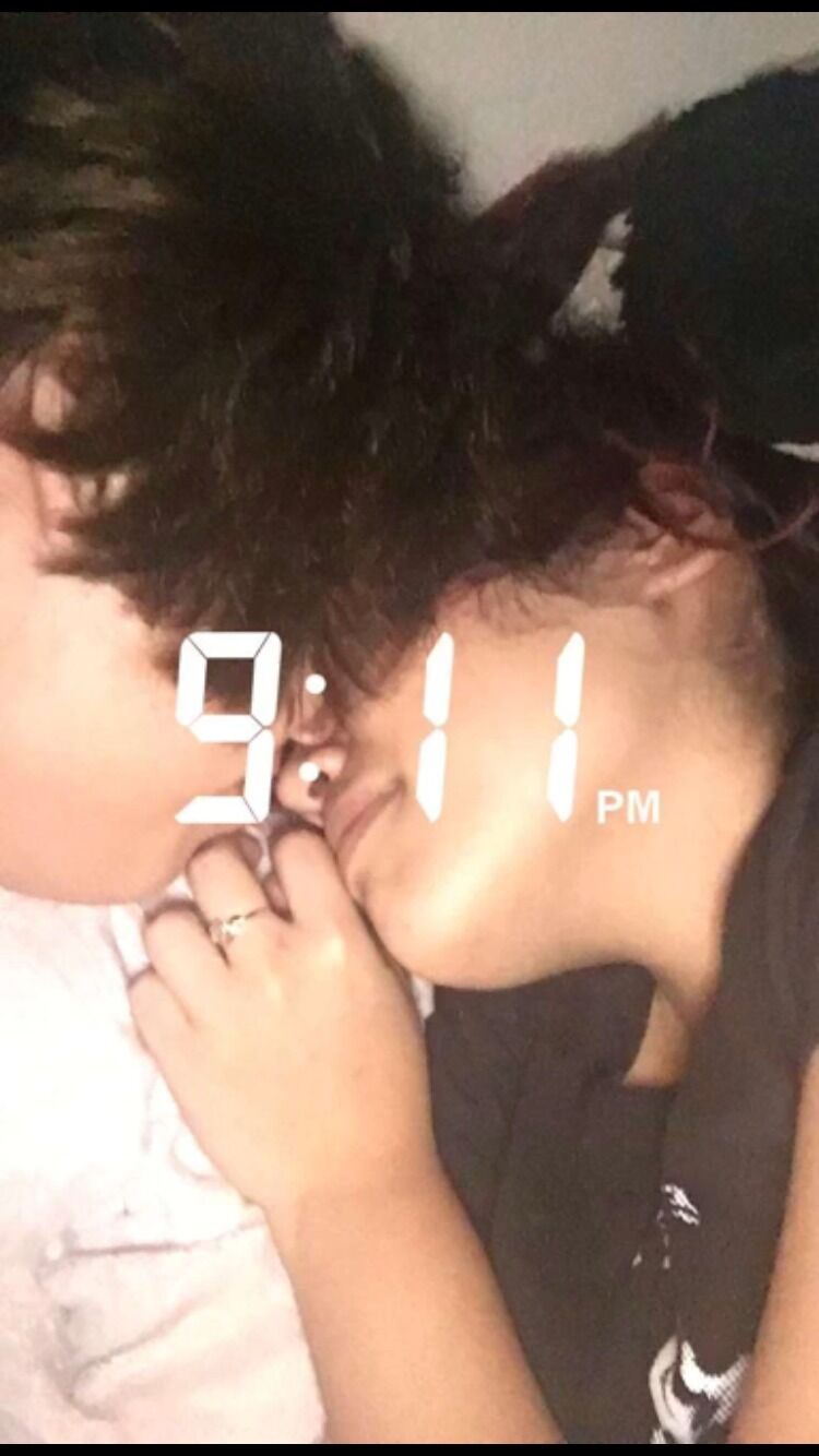 They spent a lot of time together that summer- their bond growing stronger. Mark even walked once from his house to Jazmine's- that took about 7 hours. It wasn't long before they started offically dating on August 1, 2016, just 6 months after they formally met.