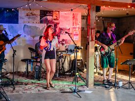 Atwood Green Classic Rock with a Twist - 80s Band - Harbor Springs, MI - Hero Gallery 4