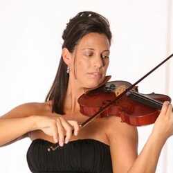 Brooksley Bishop Violinist, profile image
