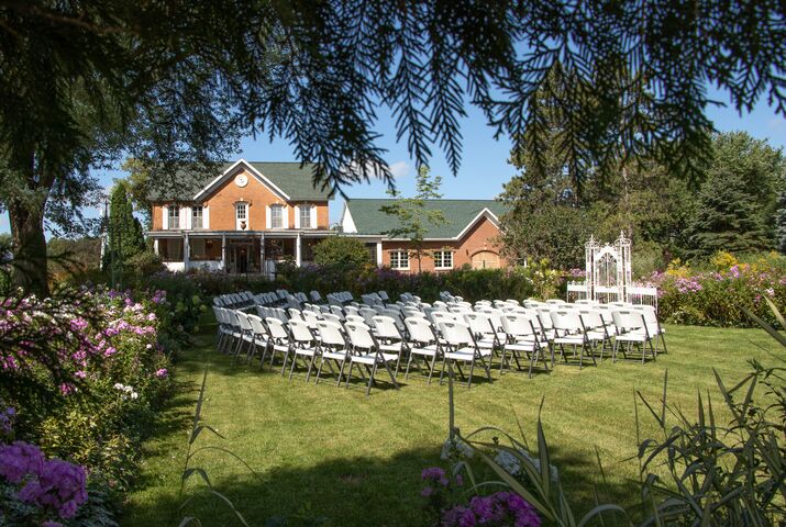 The Carriage House at Garten Marketplatz Reception  