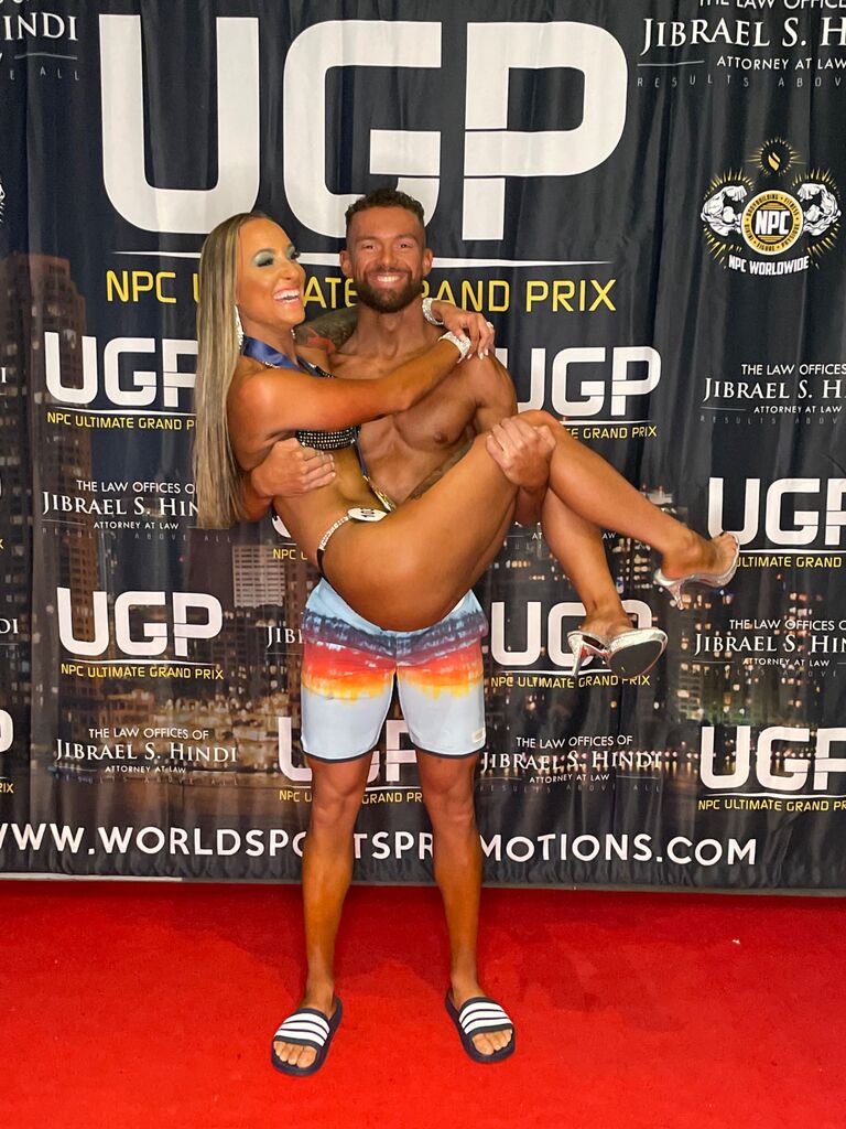Bodybuilding competition together