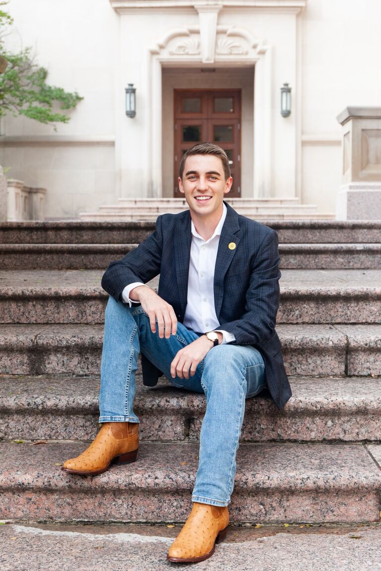 Aidan became a professional arguer when he graduated from UT law school!