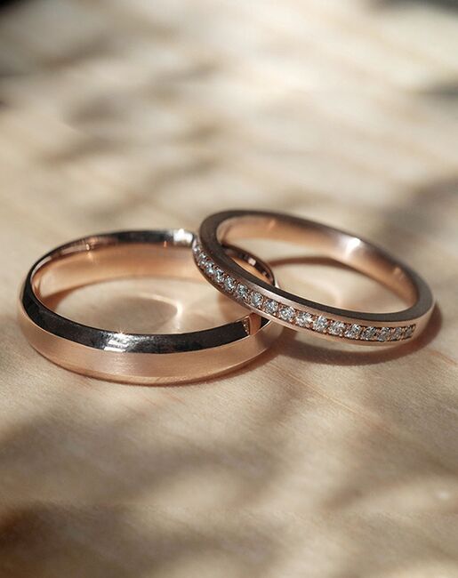 HOLDEN The Beveled Wedding Ring | The Knot