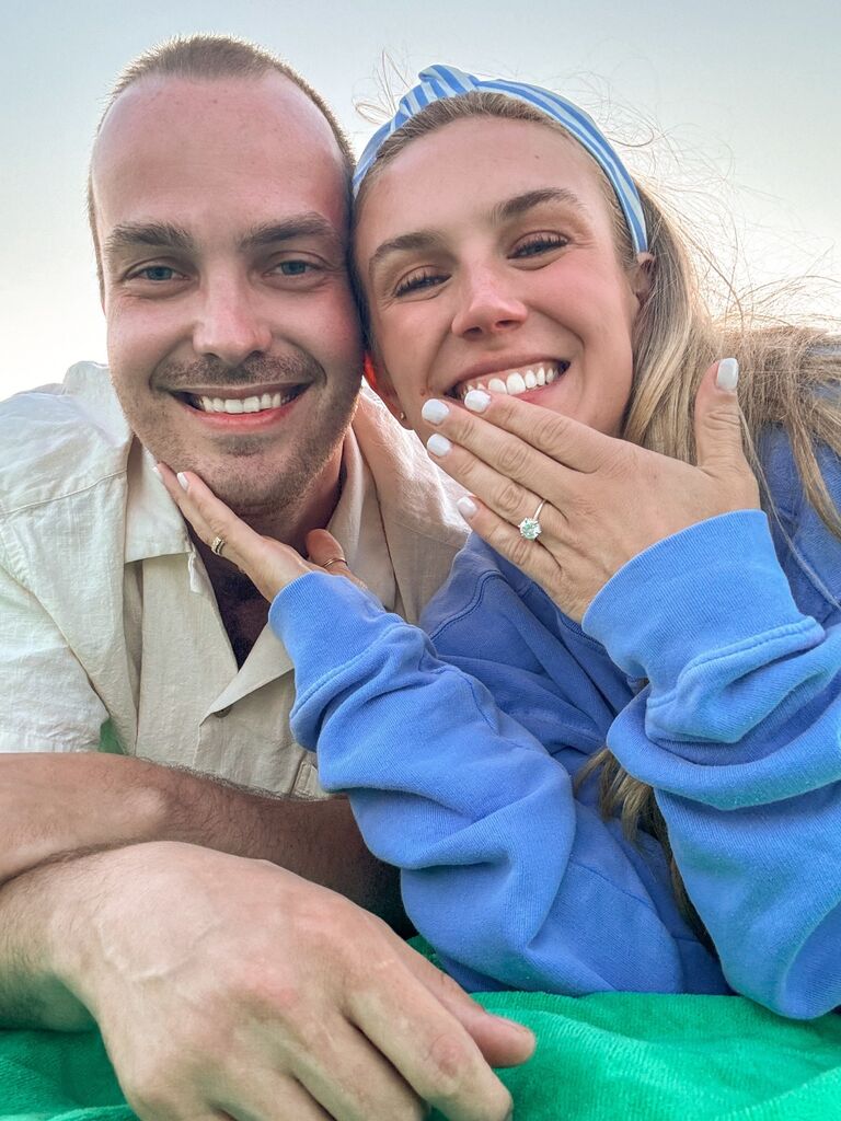 We're engaged!!!!