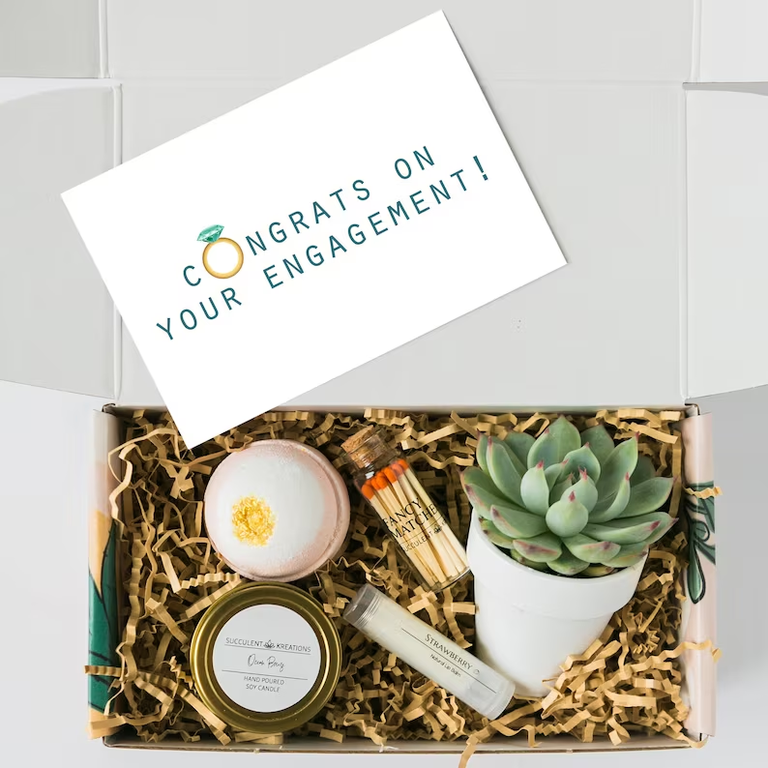 20+ Engagement Gift Box For Couple