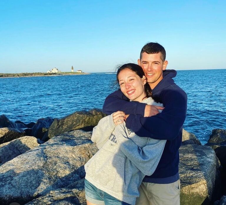A date consisting of beach-side activities and lots of seafood… Justin’s favorite!