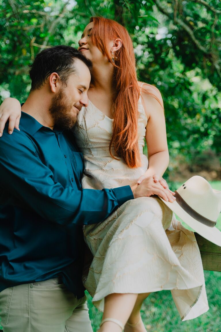 Nuestra sesión de fotos pre boda en el Lago de Yojoa, el primer lugar que visitamos fuera de SPS como novios.

Si están viendo esto es porque queremos que nos acompañen a celebrar nuestro amor.