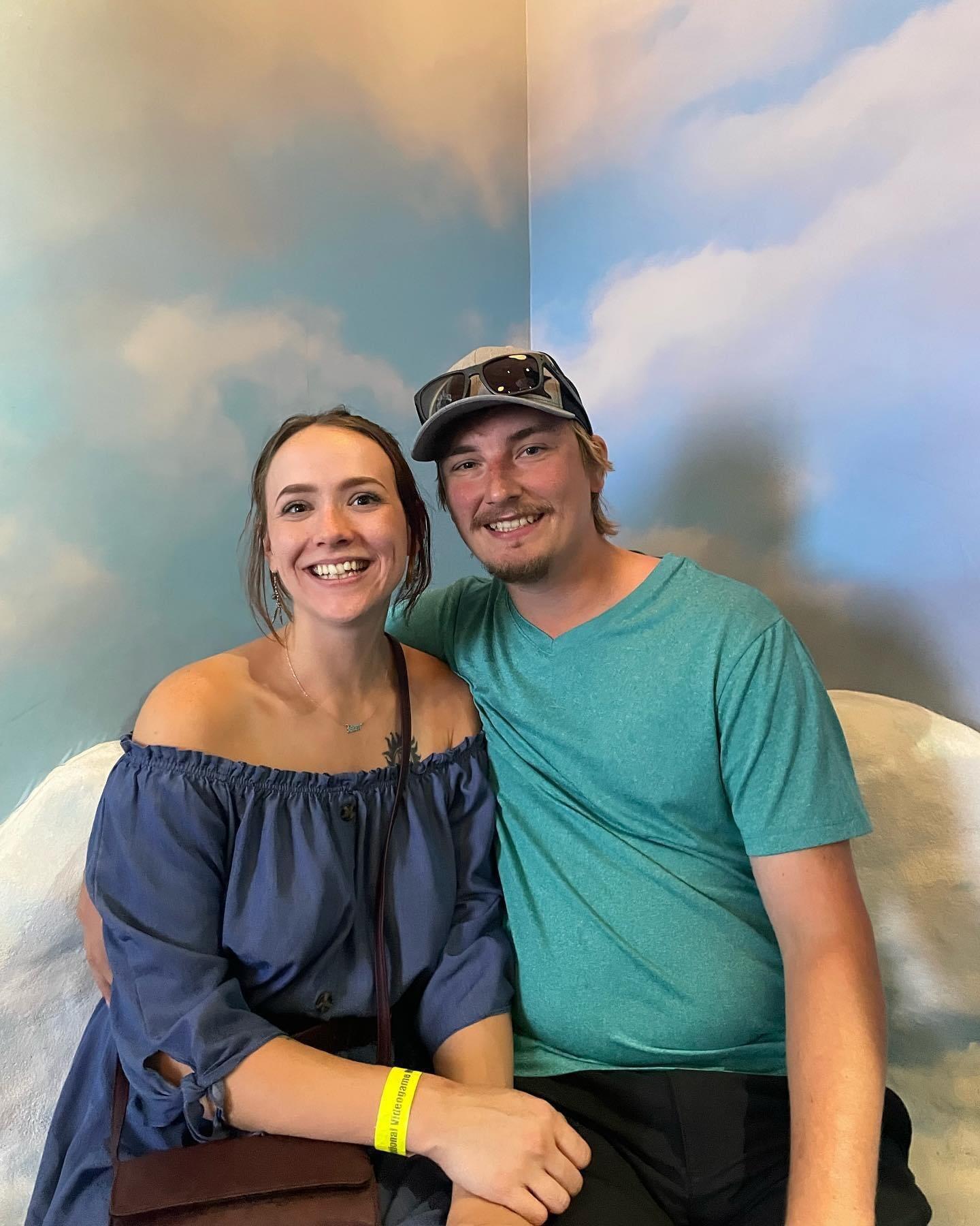 After a month of talking on the phone and through text Sam and Kenzi met up at a local park from "the old days". They talked and caught up with each other on their lives.