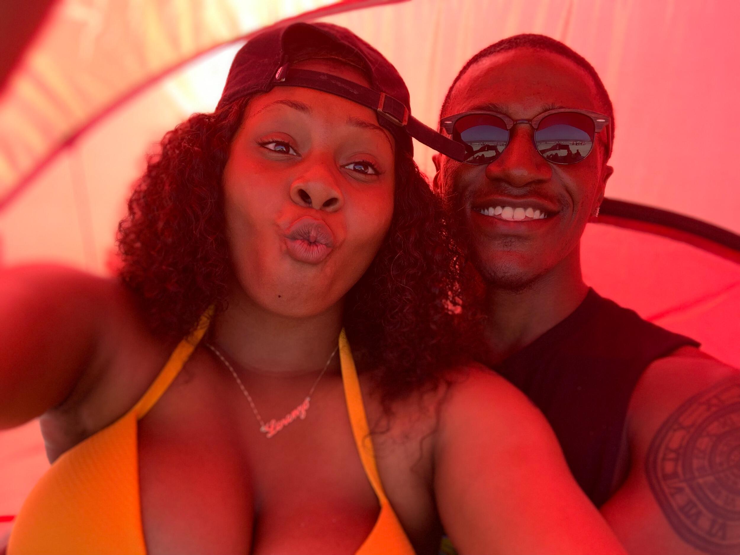 Lorenzo & Simone's first beach day!